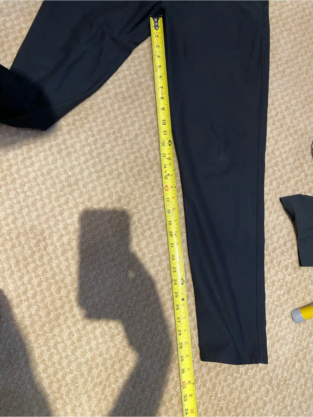 Vuori mens pants size 33